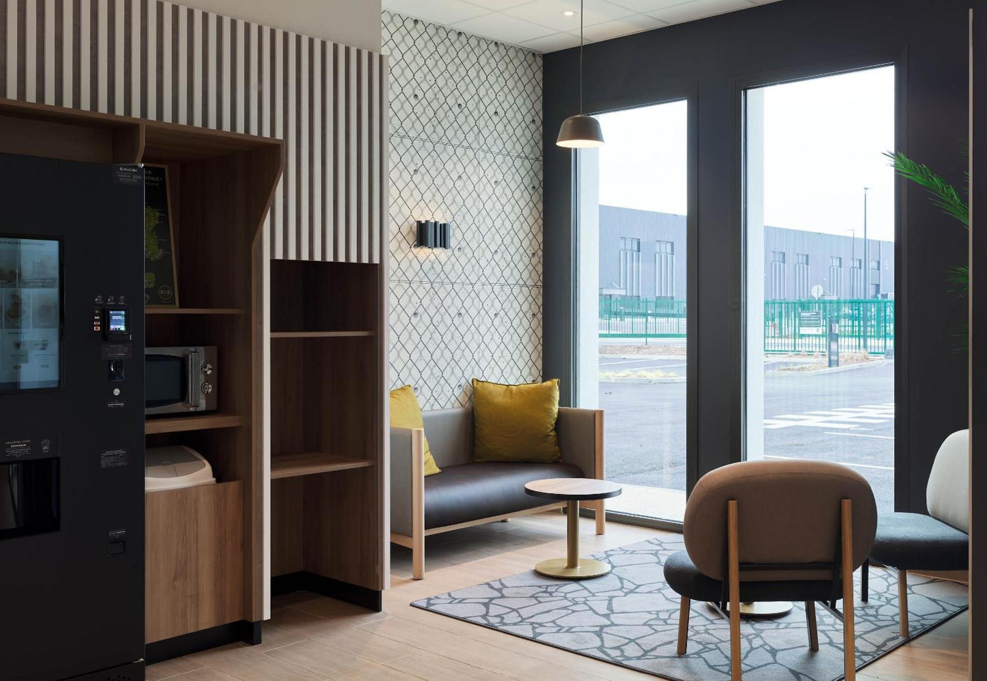 B&B Hotel Cergy Saint-Christophe Gare Εξωτερικό φωτογραφία