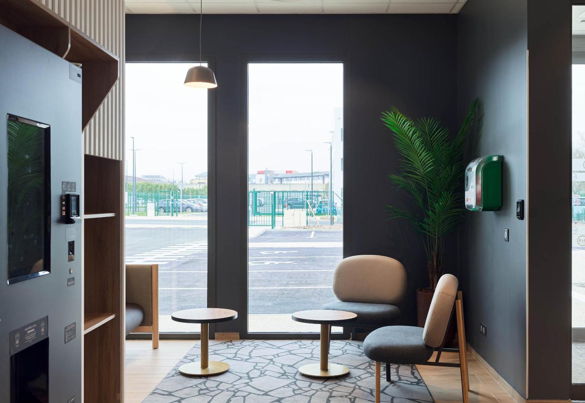 B&B Hotel Cergy Saint-Christophe Gare Εξωτερικό φωτογραφία